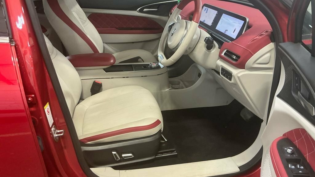 Great Wall ORA 03 Hatchback Red #2