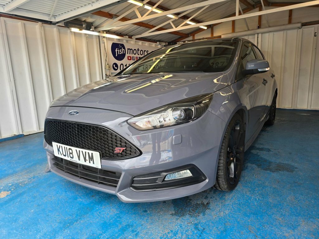 Ford Focus 2L St-3 Grey