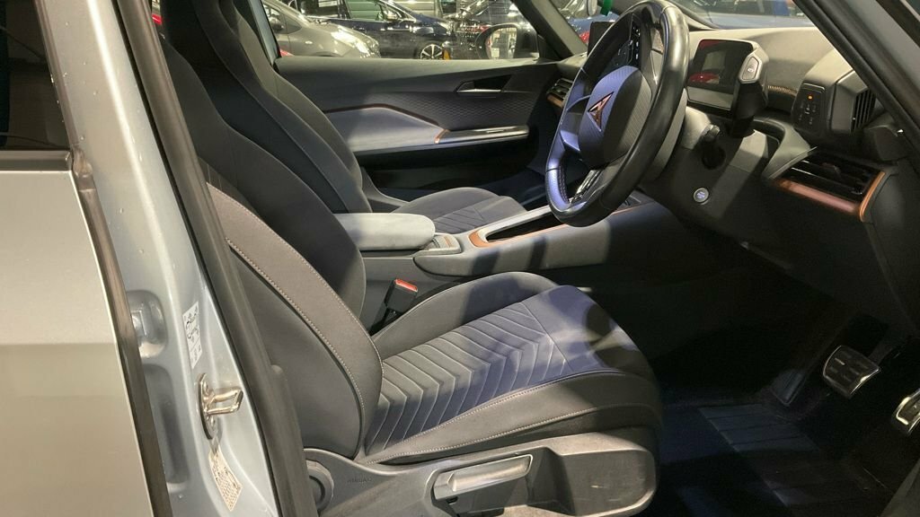 Cupra Born V1 58 Kwh 202 Bhp Grey #2