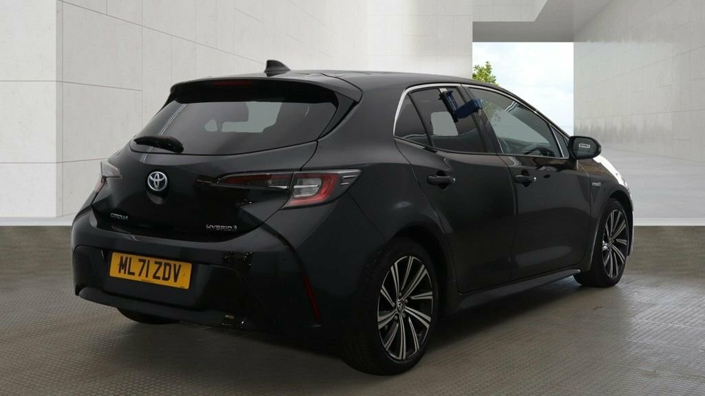 Toyota Corolla 1.8L Design Black #5