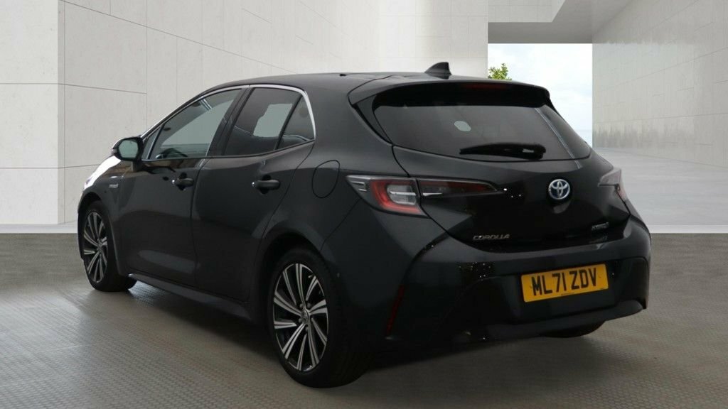 Toyota Corolla 1.8L Design Black #4