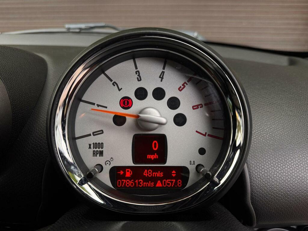 Mini Countryman 2.0 Cooper Sd All4 141 Bhp Red #29