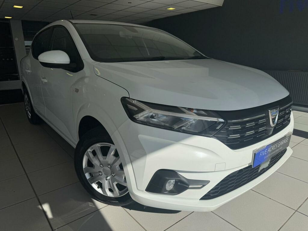 Dacia Sandero Hatchback White