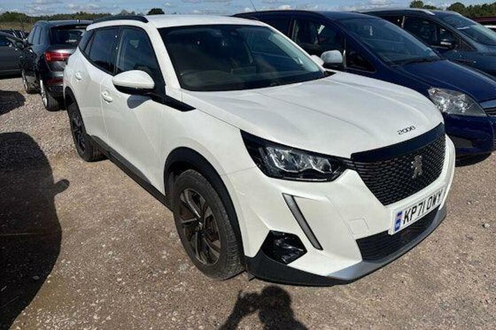 Peugeot 2008 1.2 Puretech Allure Premium Euro 6 Ss White