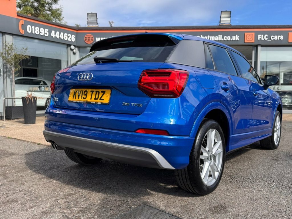 Audi Q2 1L S Line Blue #3