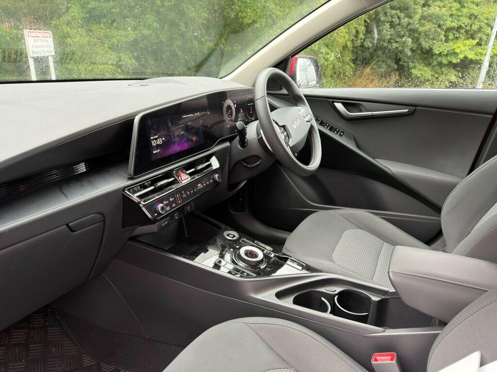 Kia e-Niro 64.8Kwh 2 Suv 201 Bhp Red #4