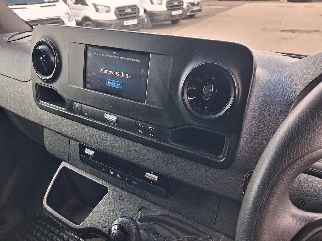 Mercedes-Benz Sprinter Mwb L2h2 Medium Blue #9