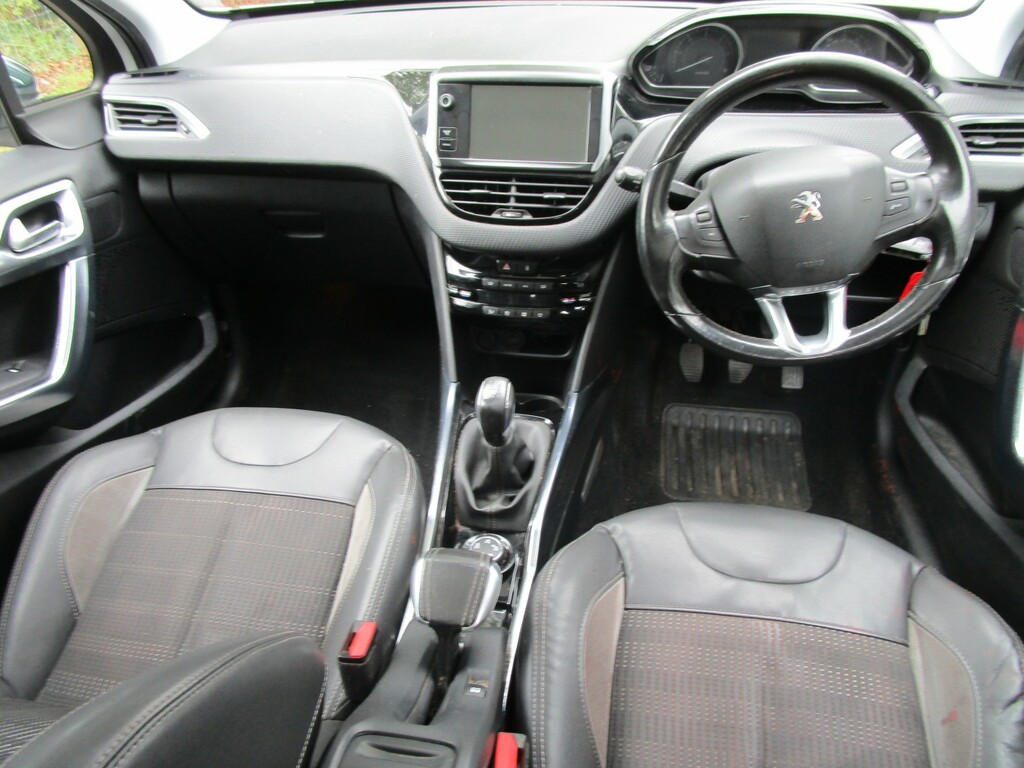 Peugeot 2008 E-hdi Active Blue #11
