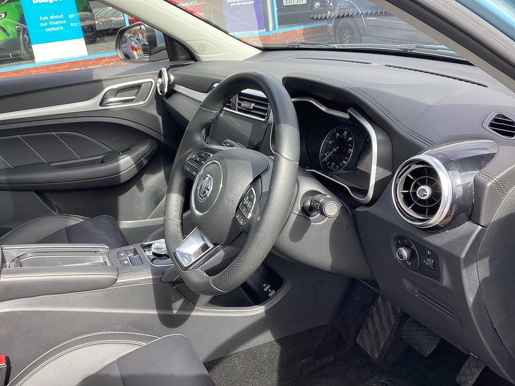 MG ZS Exclusive Blue #6