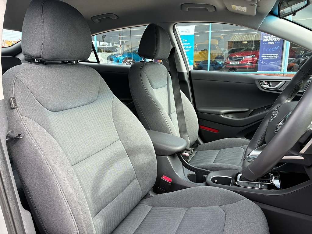Hyundai Ioniq H-gdi Se Connect Grey #6