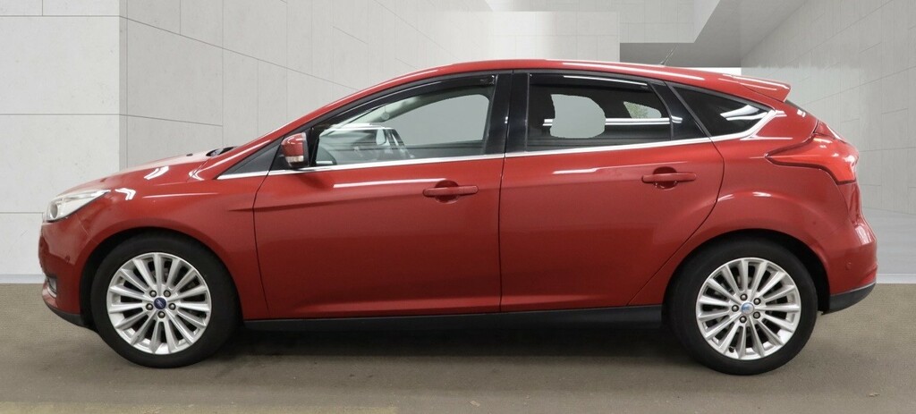Ford Focus 1.5 T Ecoboost Titanium X Red #5