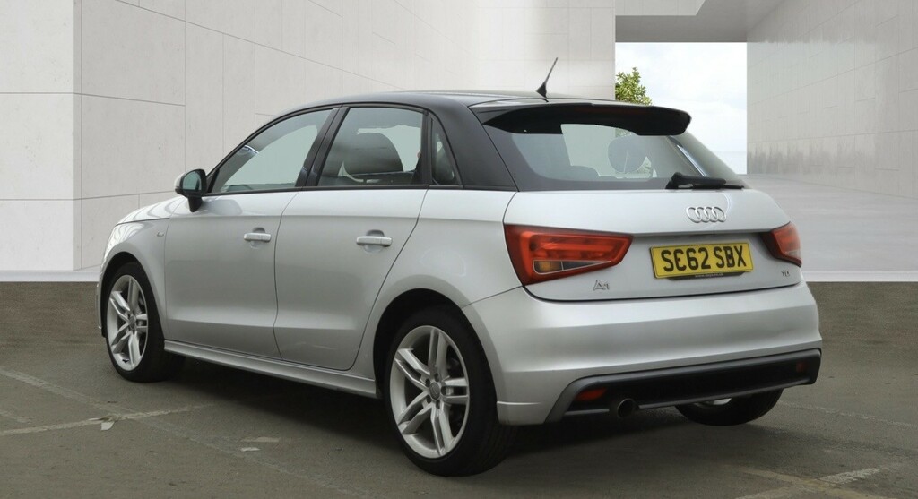 Audi A1 1.6 Tdi S Line Silver #2