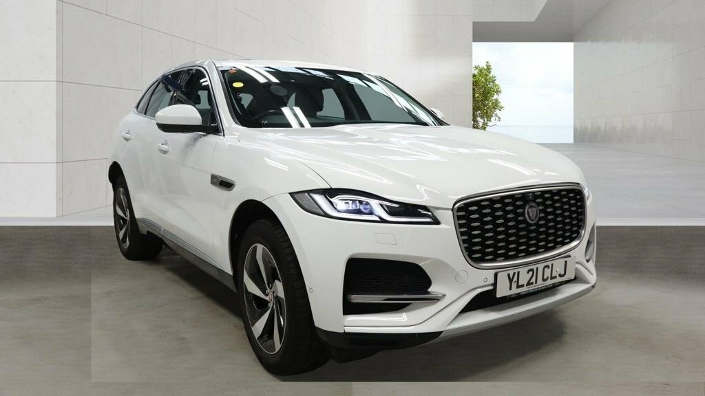 Jaguar F-Pace 2L S White