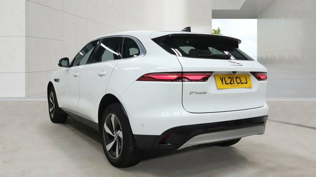 Jaguar F-Pace 2L S White #3