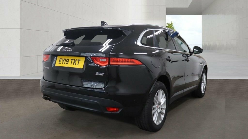 Jaguar F-Pace 2L Portfolio EY19TKT Black #4