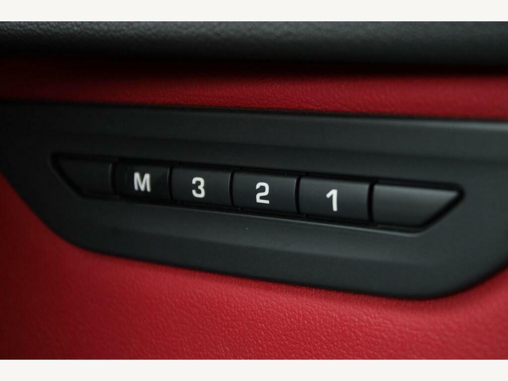Jaguar XE 2.0 D200 R-dynamic S White #37