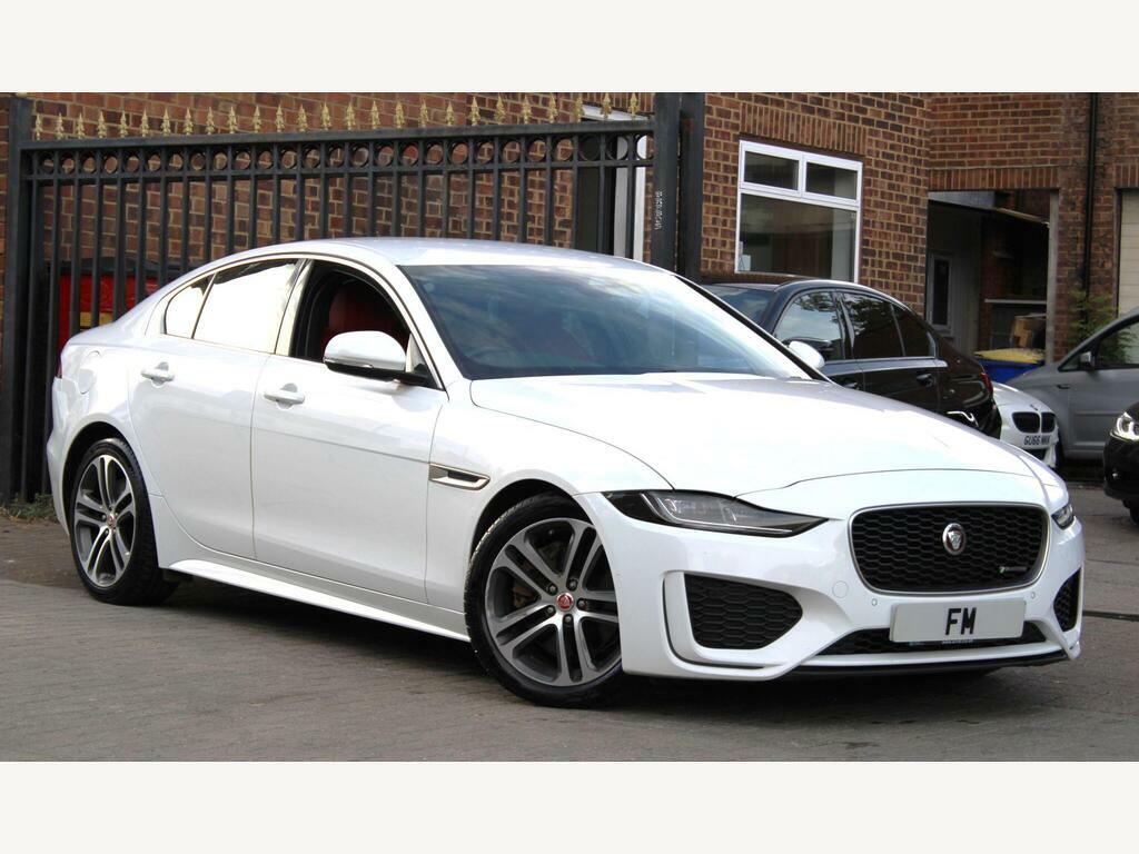 Jaguar XE 2.0 D200 R-dynamic S White #8