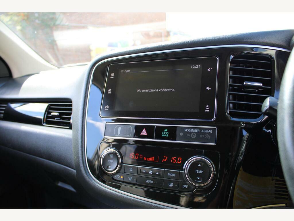 Mitsubishi Outlander 2.4 Phev Dynamic 222 Bhp Brown #17