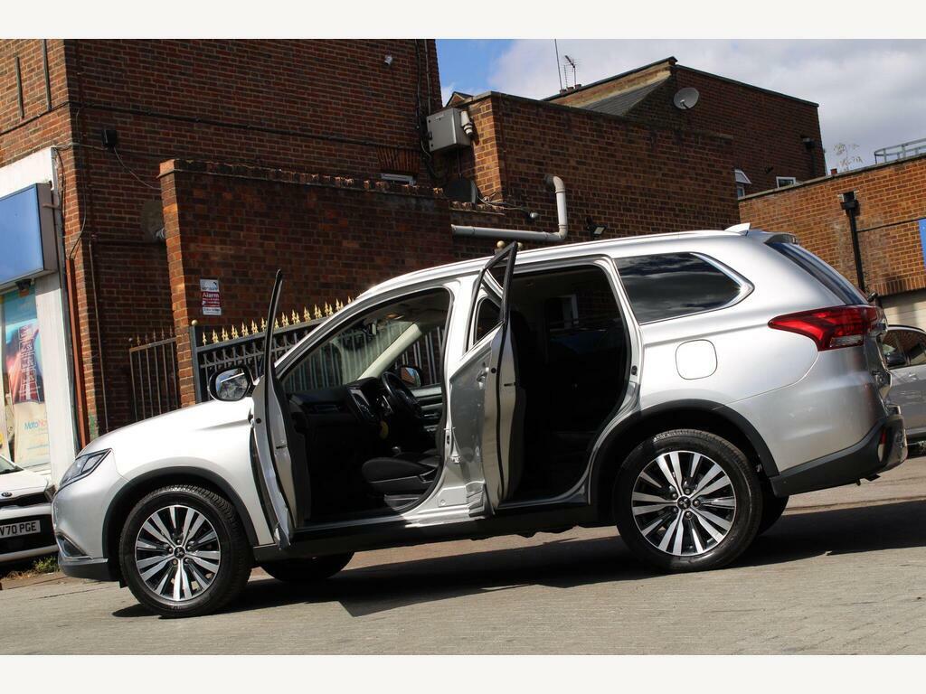 Mitsubishi Outlander 2.4 Phev Dynamic 222 Bhp Brown #18