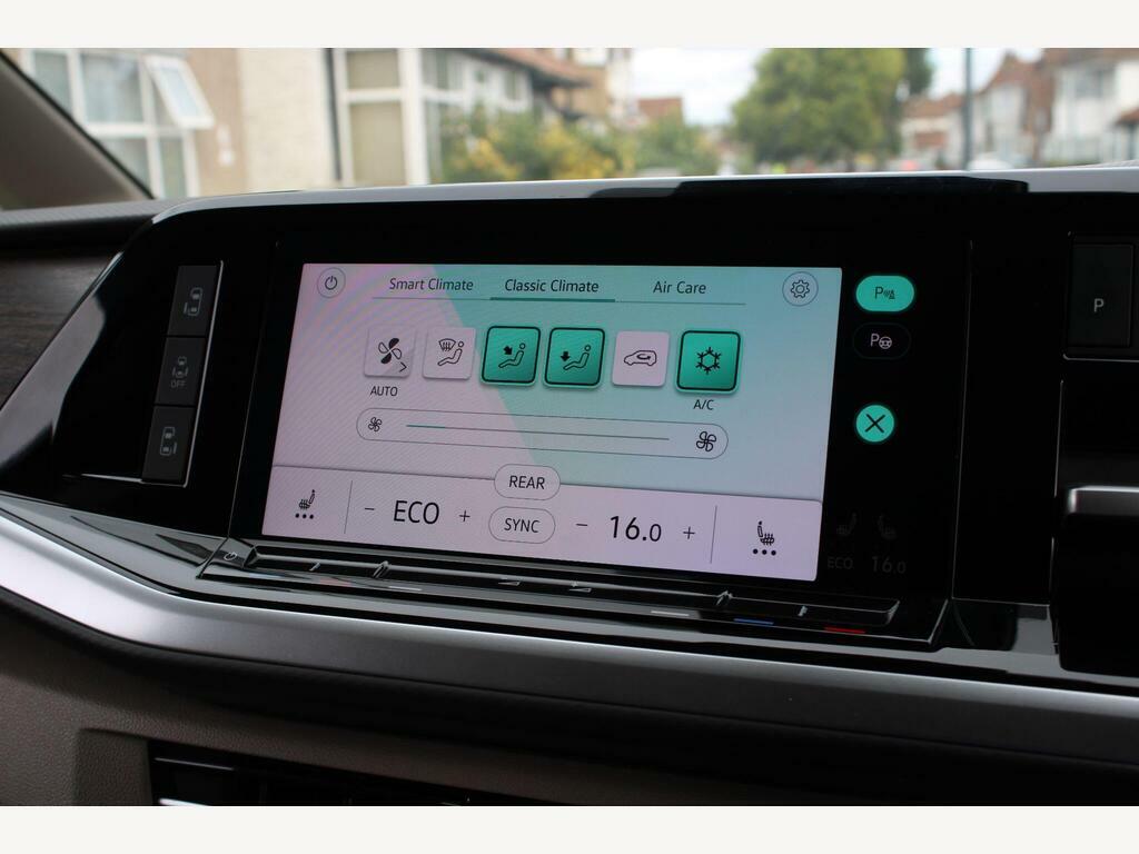 Volkswagen Multivan Life 1.4 Tsi Ehybrid 218Ps Dsg 7 Seat Blue #35