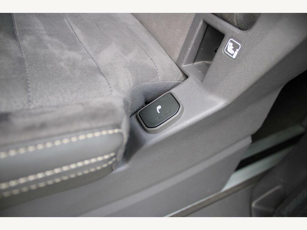 Volkswagen Multivan Life 1.4 Tsi Ehybrid 218Ps Dsg 7 Seat Blue #14