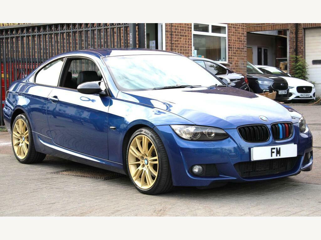 BMW 3 Series 330 Se Blue #3