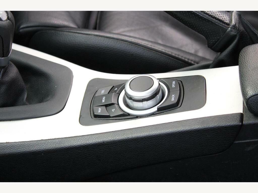 BMW 3 Series 330 Se Blue #24