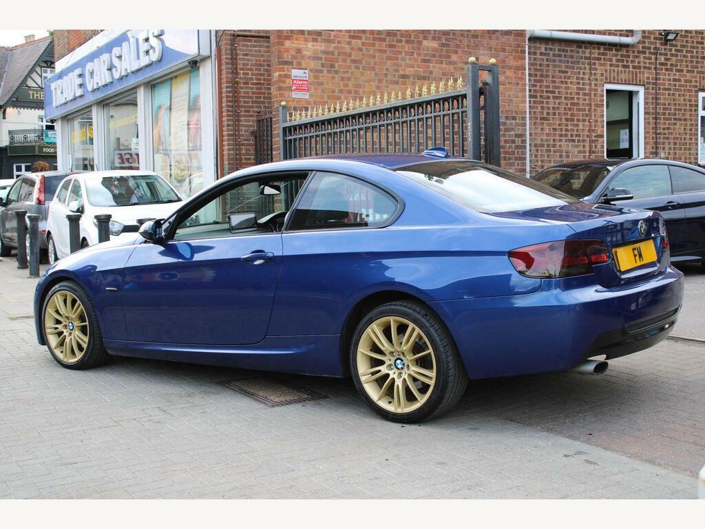 BMW 3 Series 330 Se Blue #16
