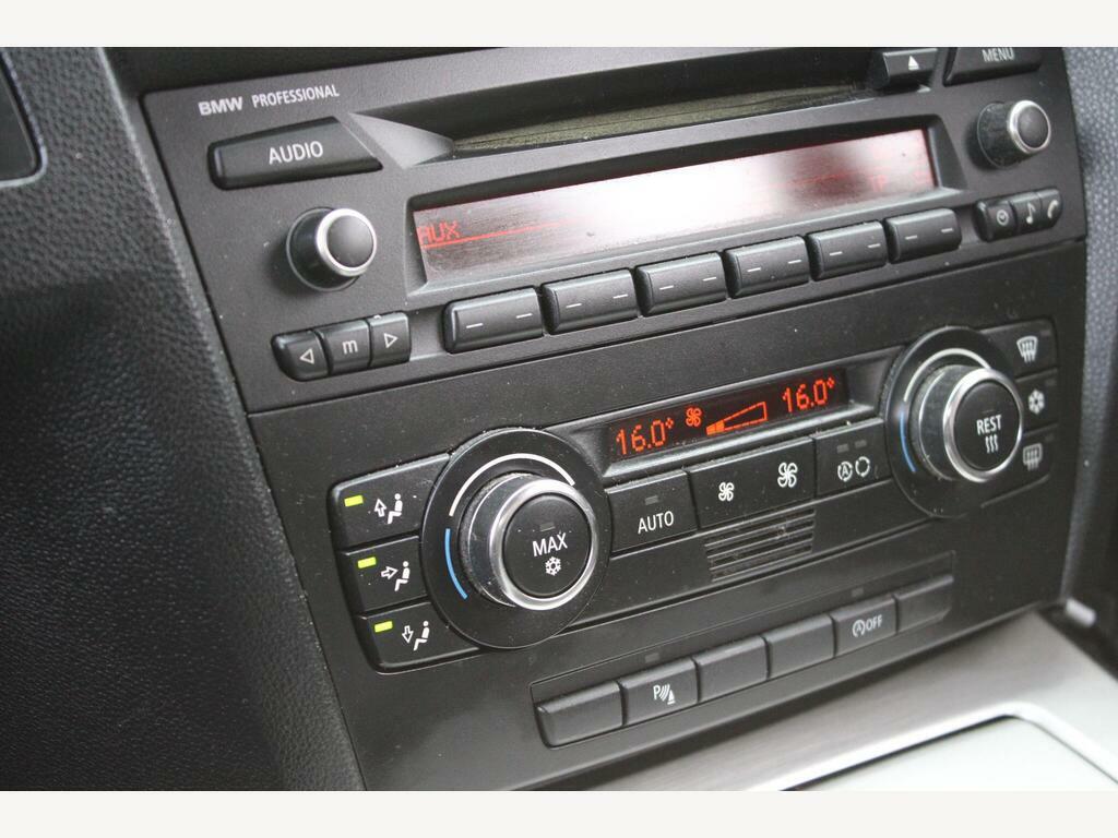 BMW 3 Series 330 Se Blue #20