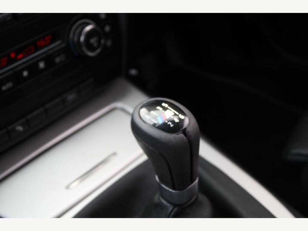 BMW 3 Series 330 Se Blue #23