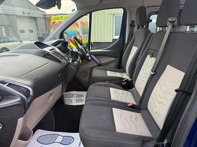 Ford Tourneo Custom Minibus Black #20