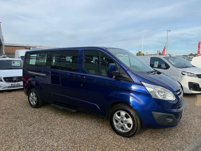 Ford Tourneo Custom Minibus Black #12