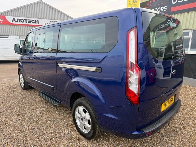 Ford Tourneo Custom Minibus Black #2
