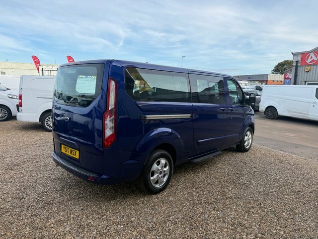 Ford Tourneo Custom Minibus Black #13