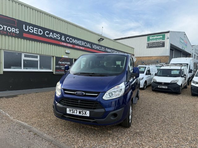 Ford Tourneo Custom Minibus Black #10