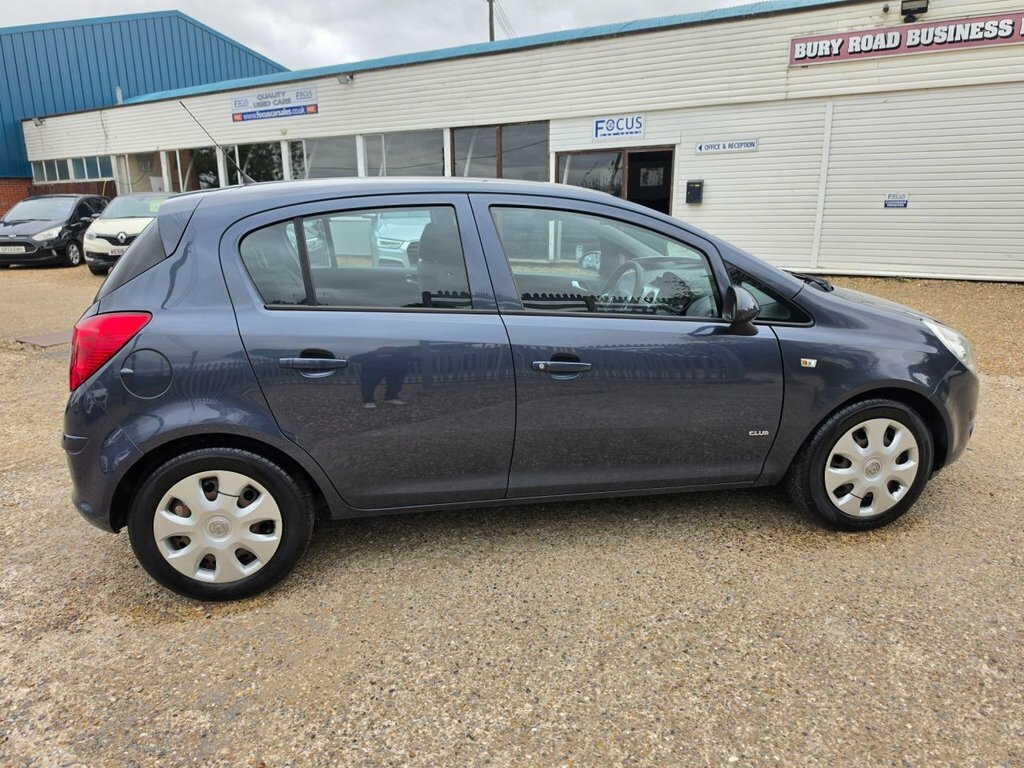 Vauxhall Corsa 1.4L Club Blue #5