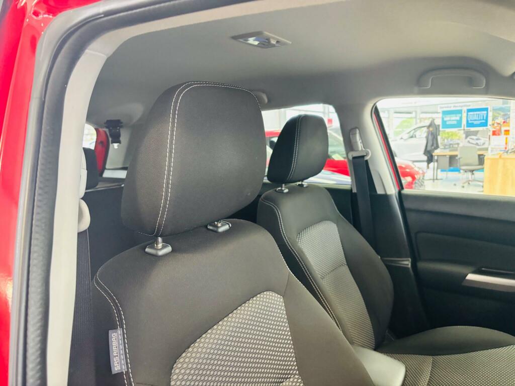 Suzuki Vitara  Silver #7