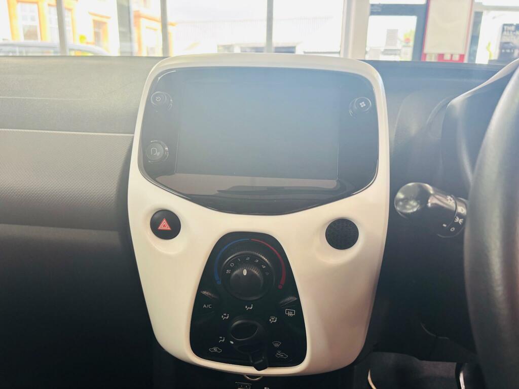 Citroen C1 Sense White #32