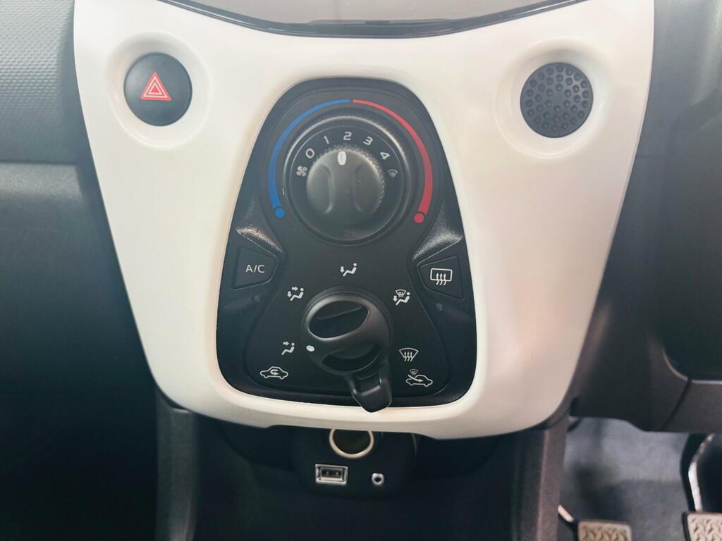 Citroen C1 Sense White #33