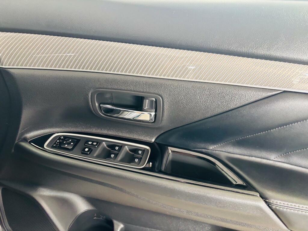 Mitsubishi Outlander Design Grey #29
