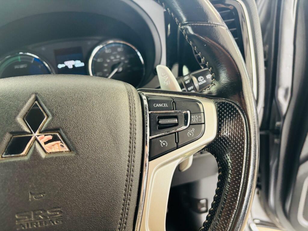Mitsubishi Outlander Design Grey #31