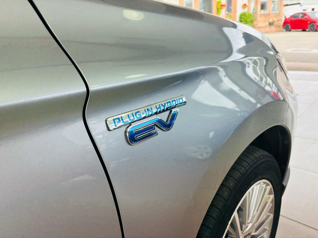 Mitsubishi Outlander Design Grey #7