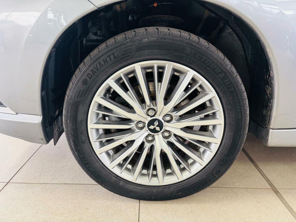 Mitsubishi Outlander Design Grey #13