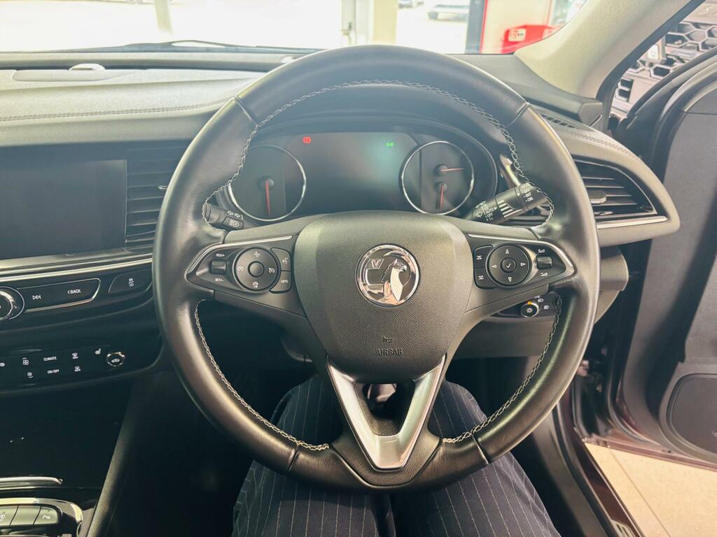 Vauxhall Insignia 1.6 Turbo D Ecotec 136 Tech Line Nav Black #31