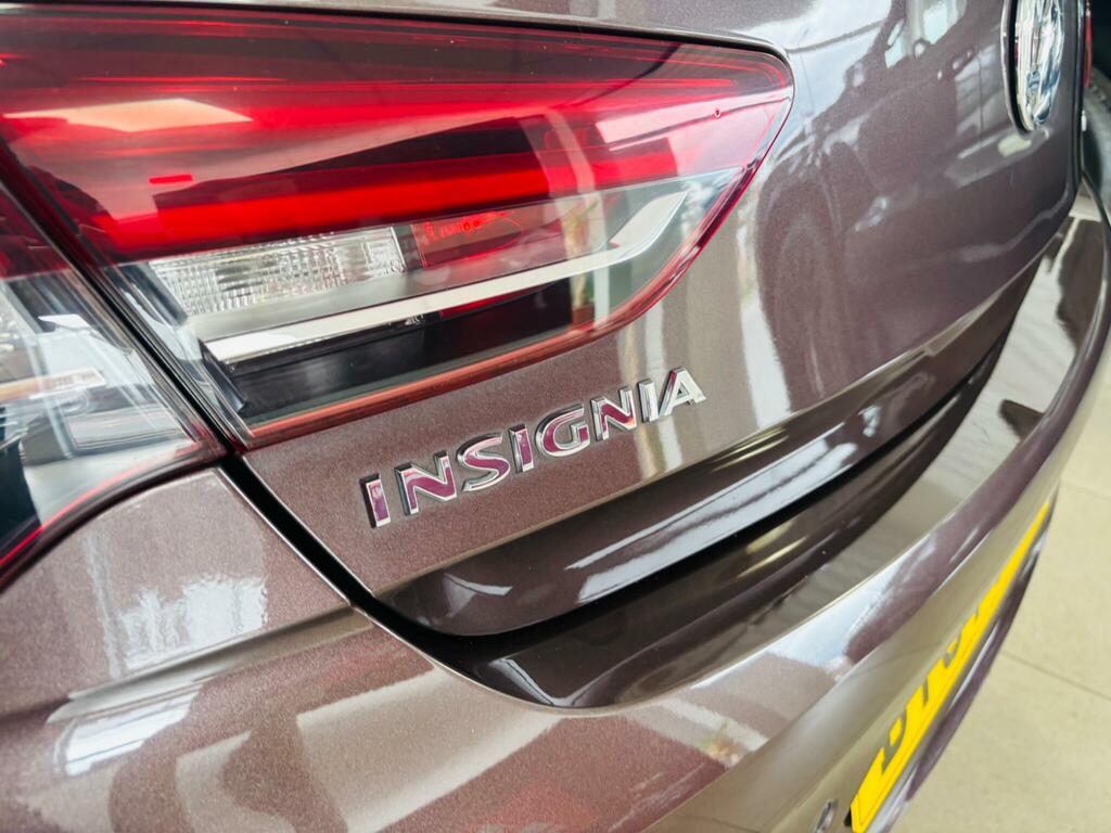 Vauxhall Insignia 1.6 Turbo D Ecotec 136 Tech Line Nav Black #21