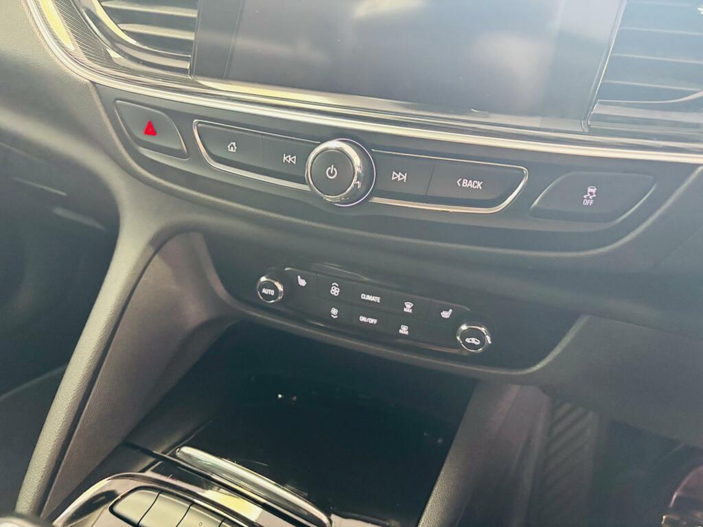 Vauxhall Insignia 1.6 Turbo D Ecotec 136 Tech Line Nav Black #37