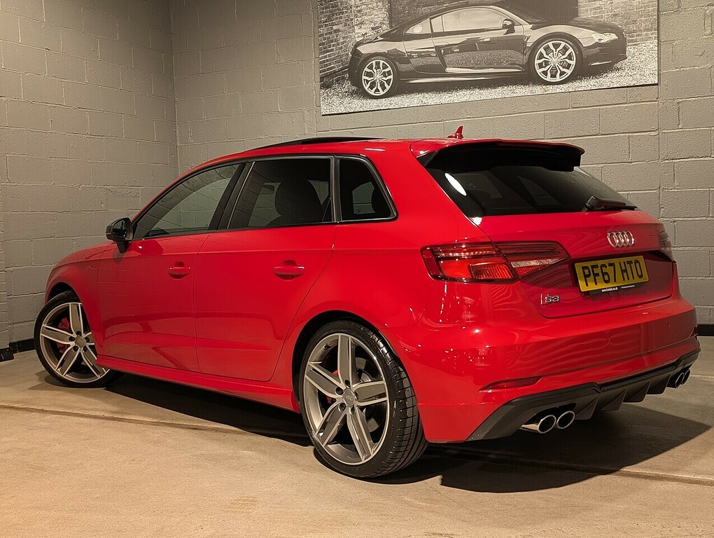 Audi S3 2.0 Tfsi Black Edition Sportback S Tron Red #2