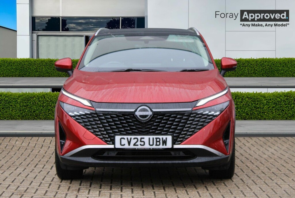 Nissan Qashqai 1.3 Dig-t Mh 158 N-connecta Xtronic Red #2