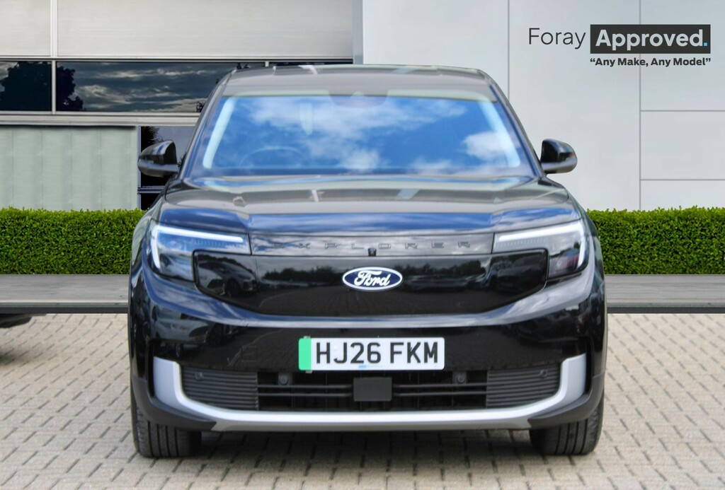 Ford Explorer 210Kw Select 77Kwh Black #4