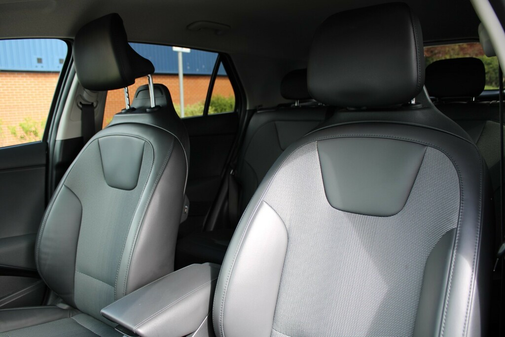 Kia Niro Niro 4 Phev White #19